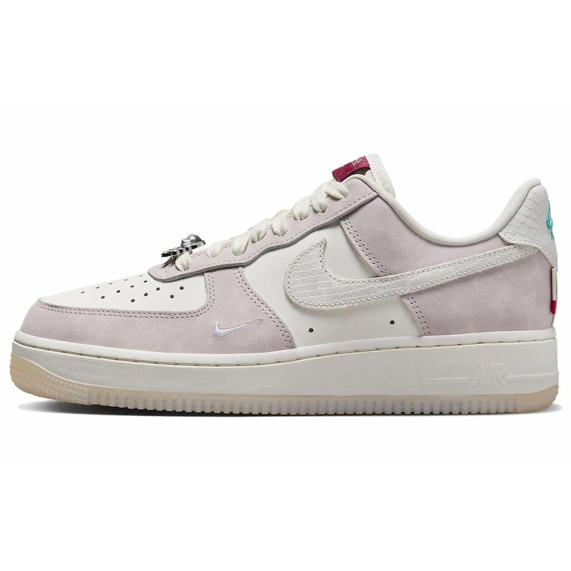 Nike Air Force 1 Low 