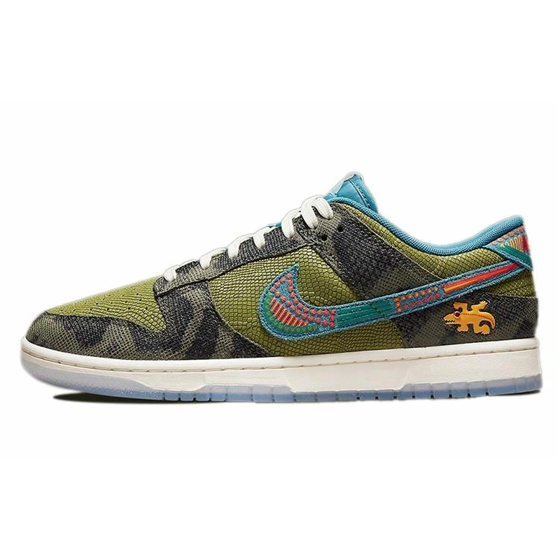 Nike Dunk Low 
